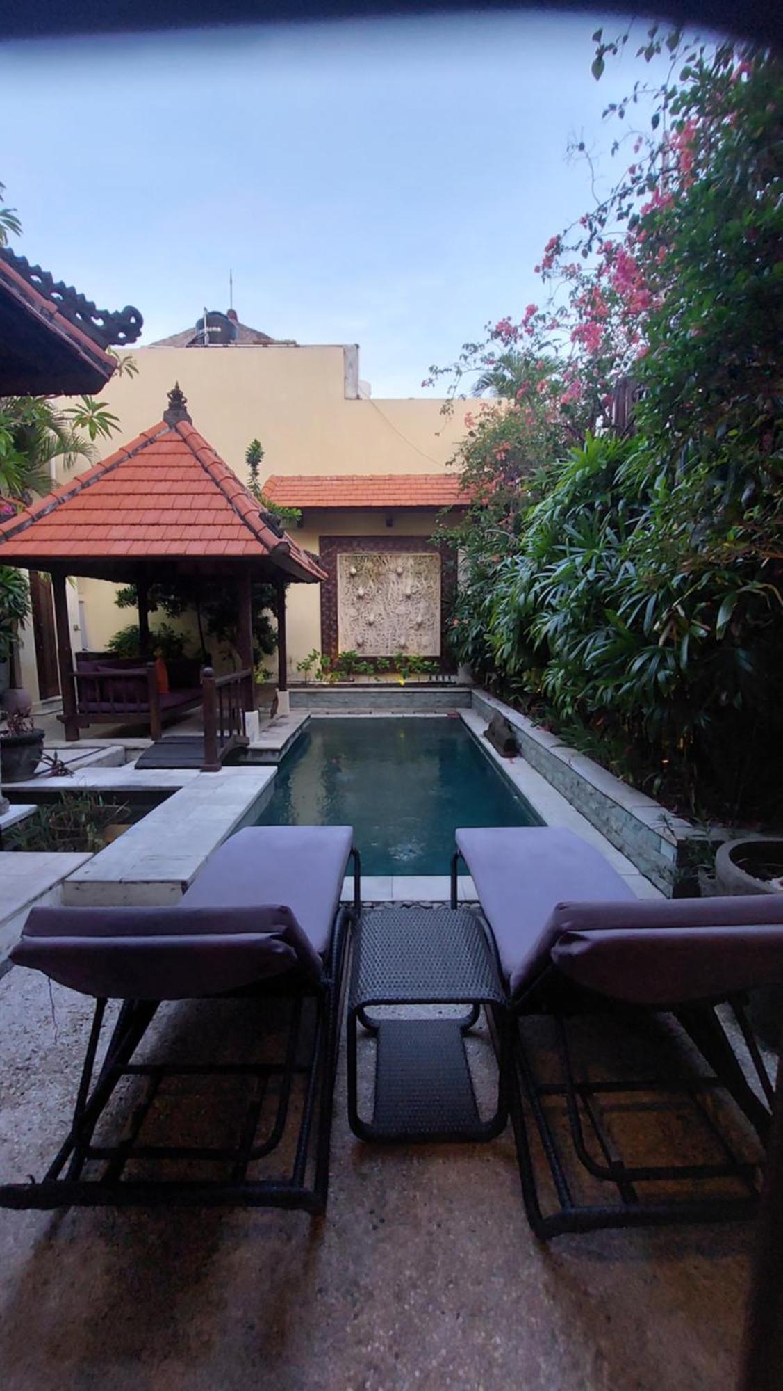 Villa Heliconia Seminyak Buitenkant foto